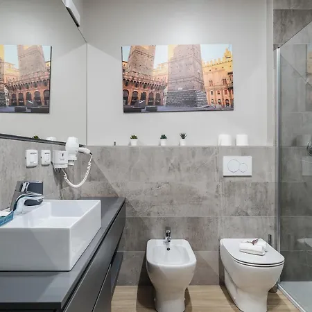 San Petronio Apartment *